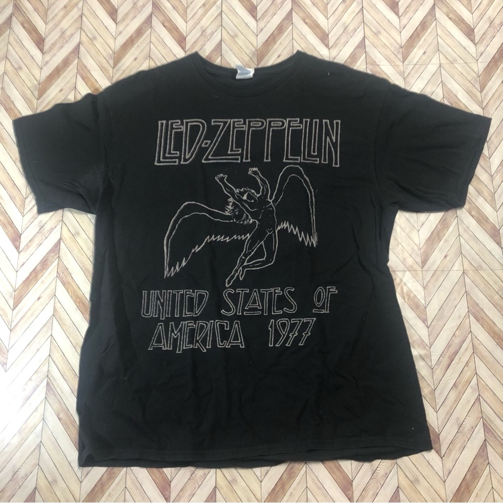 Led Zeppelin United States Of America 1977 Crew Neck Black Tee, Size XL